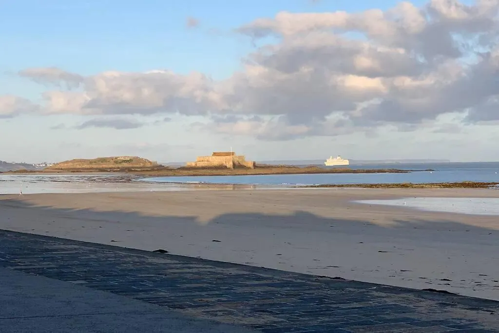 Apartment Petit Loft Saint-Malo Intra-Muros